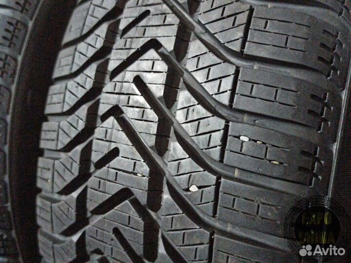 Pirelli Winter 210 SnowControl Serie III 195/55 R17 92H