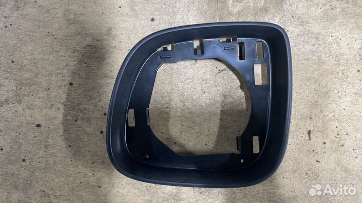 Рамка зеркала Volkswagen Transporter 7e1858553c