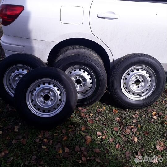 Bridgestone V600 5/8 R13