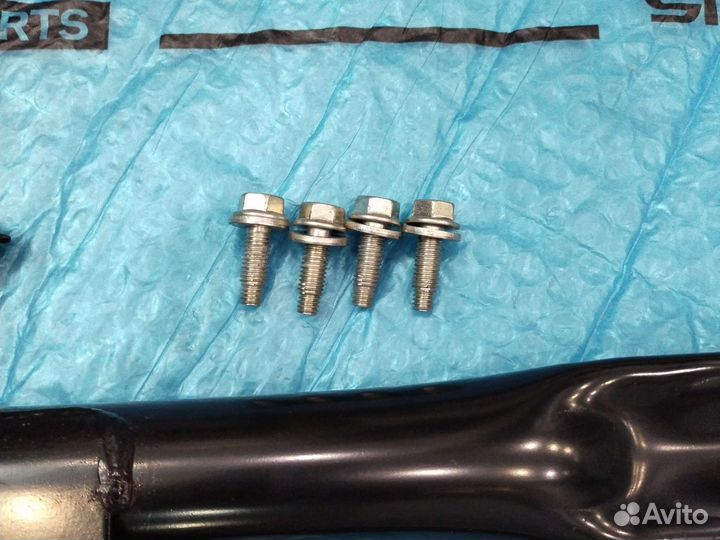 Защита Toyota Land Cruiser 200/Lexus LX570 передня