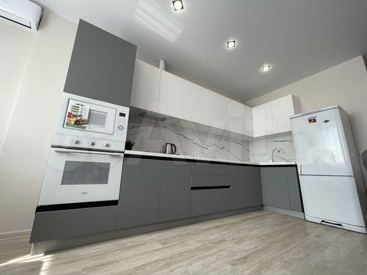 1-к. квартира, 54 м², 10/12 эт.