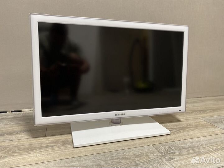 Телевизор Samsung 32 дюйма