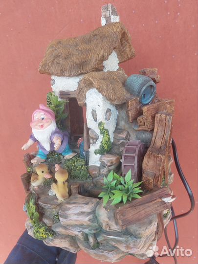 Фонтан настольный