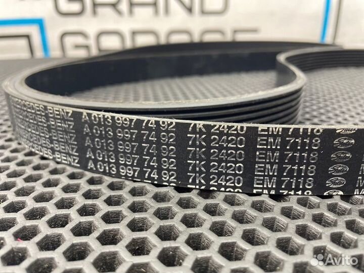 Ремень приводной Mercedes-Benz C-Class W203