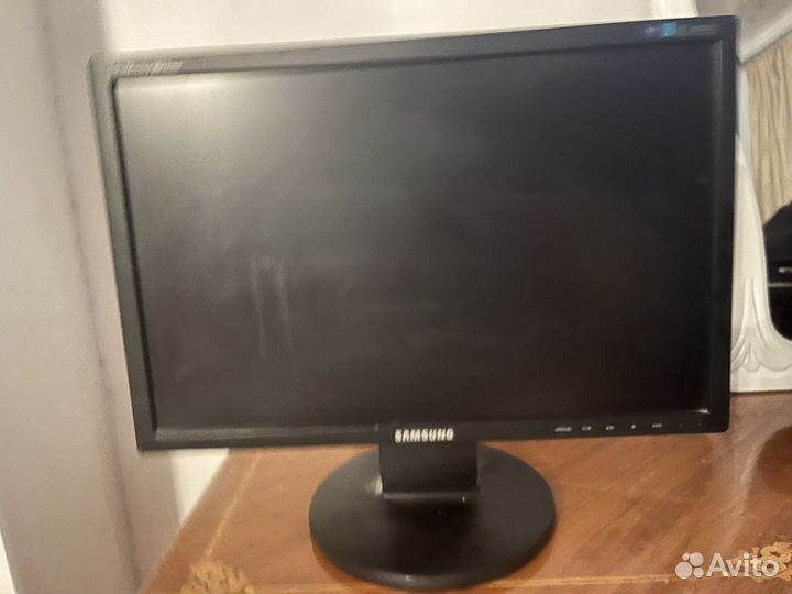 Монитор samsung