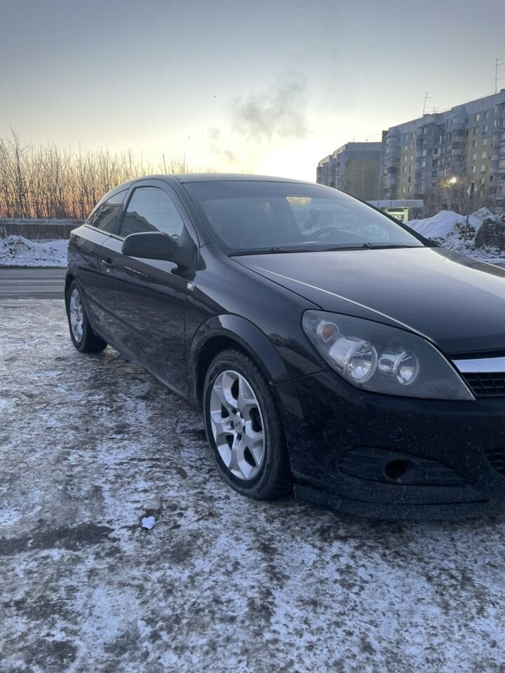 Opel Astra GTC: фото владельца