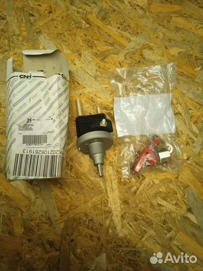 5801784014 выключатель массы Ивеко