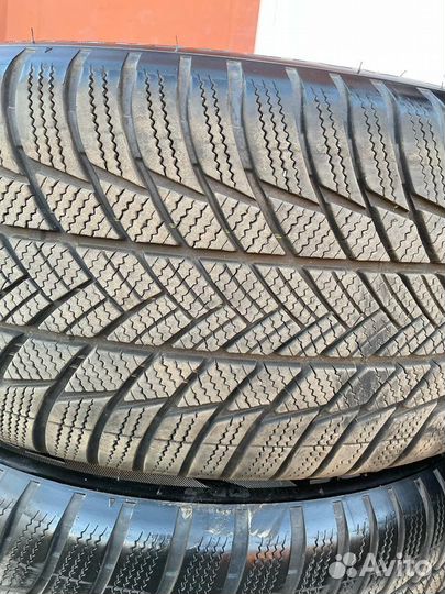 Оригинал BMW X7 G07 Bridgestone RSC 285/45 R21