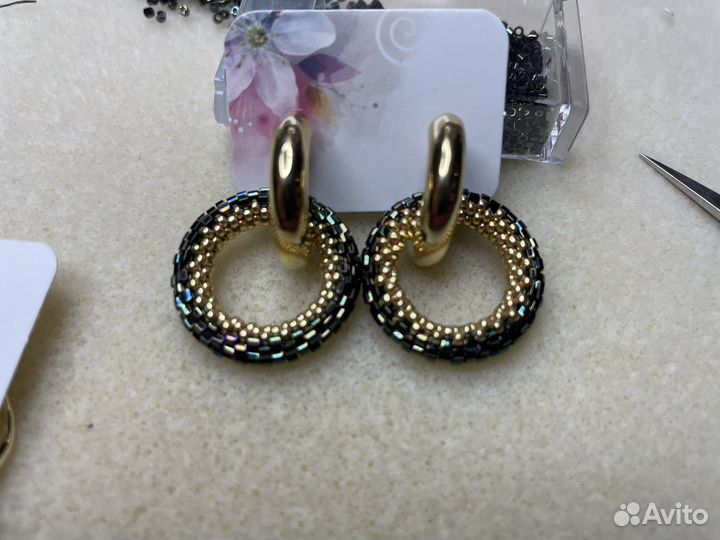 Украшения ручной работы из бисера