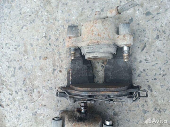 Суппорта передние на опель астра g