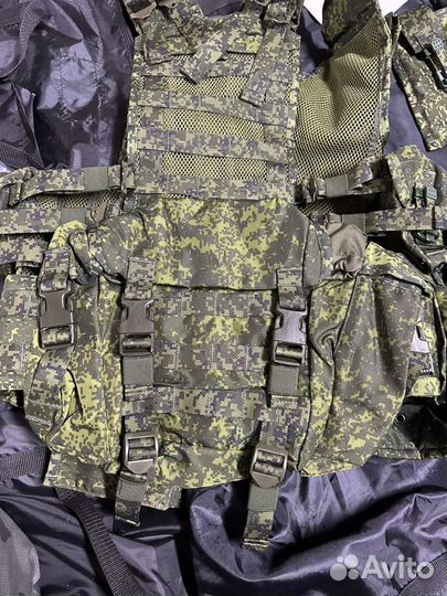 Разгрузочный жилет с подсумками 6ш117