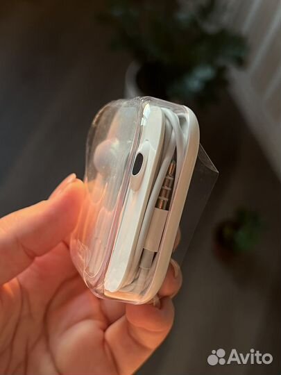 Проводные наушники Apple EarPods (3.5 мм)