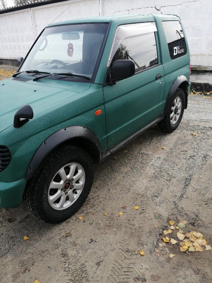 Mitsubishi Pajero Mini: фото владельца