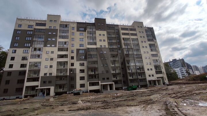 4-к. квартира, 76 м², 1/10 эт.