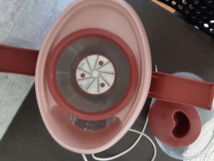 Соковыжималка delta рабочая