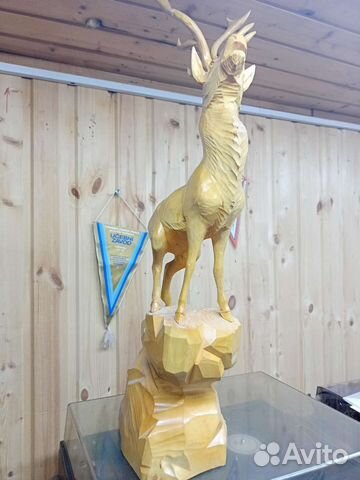 Олень деревянный