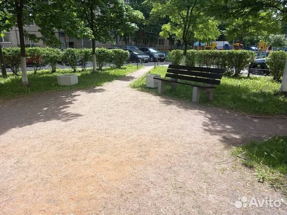 Скамейки из бетона. Парковые лавки