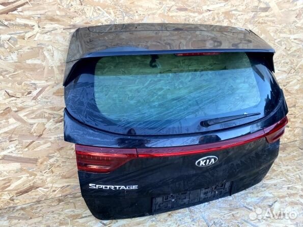 Kia Sportage 4 крышка багажника в сборе
