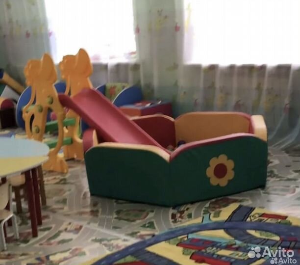 Бассейн с шариками