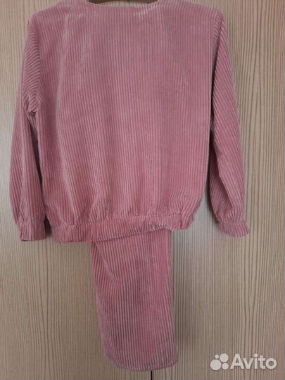 Женский костюм,спортивный костюм