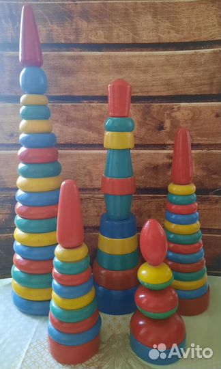 Пирамидка советская деревянная