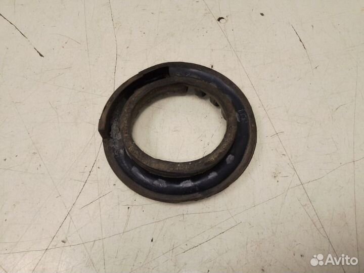 Опора задней пружины верхняя задняя Mazda Cx-7