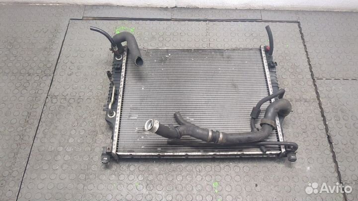 Радиатор охлаждения двигателя Mercedes R W251 2005