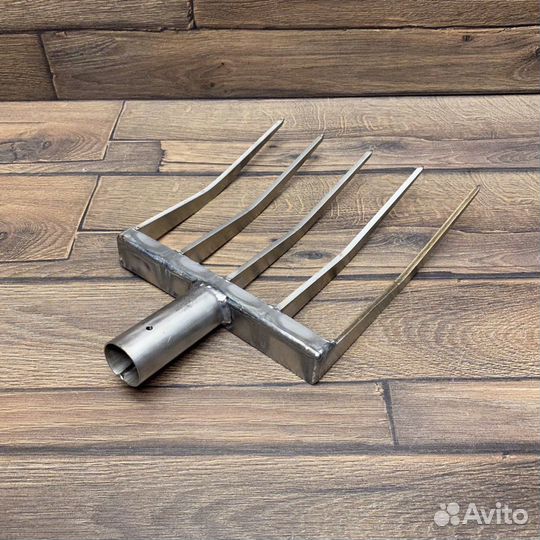 Вилы копательные из титана