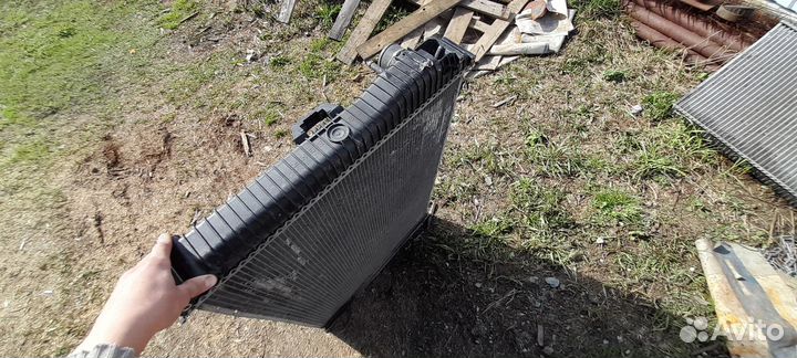 Радиатор охлаждения mercedes axor