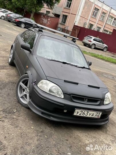 Кожаный дефлектор капота Honda Civic 6