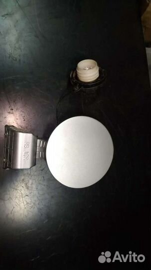 Лючок бензобака Hyundai solaris 1 серебро