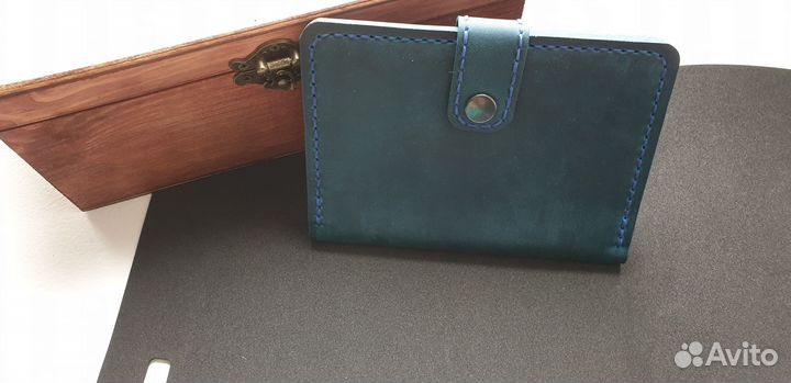 Обложка на паспорт из натур. кожи; ручная работа