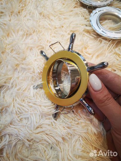 Светильник потолочный встраиваемый точечный