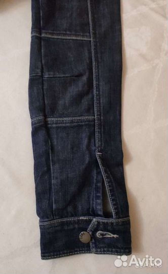 Куртка джинсовая