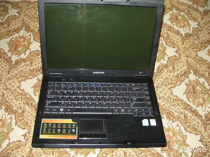 Ноутбук Samsung NP-R20Y Plus