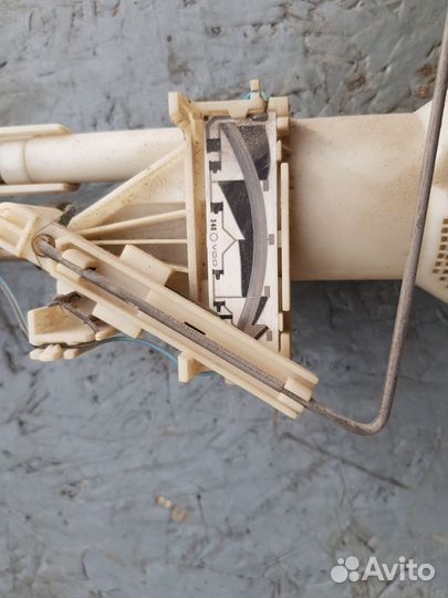 Датчик уровня топлива Фольксваген Т4