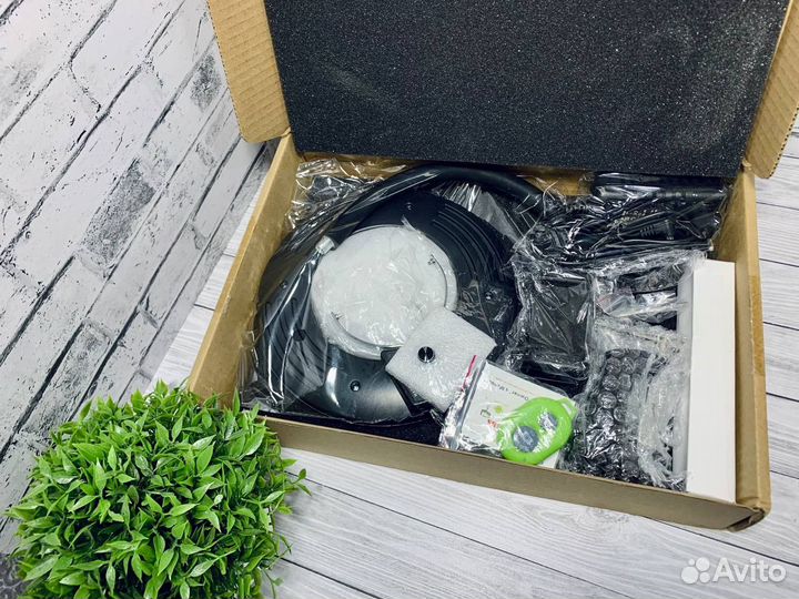 Кольцевая лампа с крепление к столу