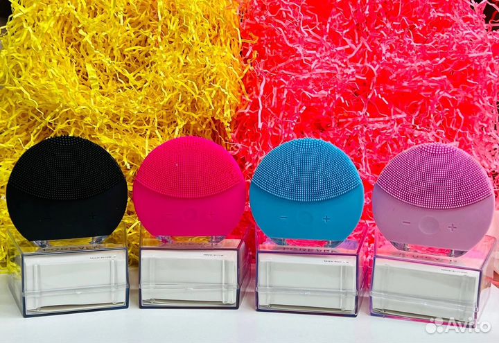 Силиконовая щетка-массажер для чистки лица