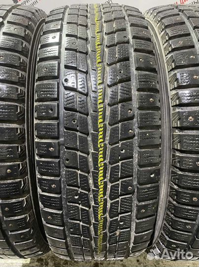 Dunlop SP Winter Ice 01 235/65 R17 108T