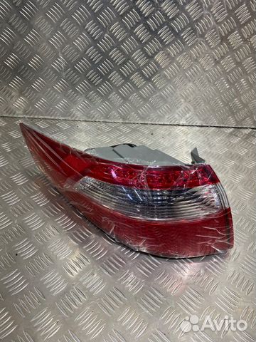 Фонарь левый Kia Rio 3