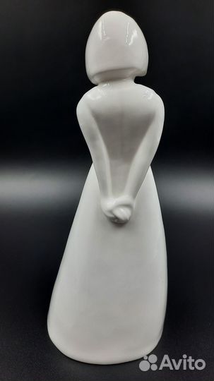 Coalport. Винтажная статуэтка Мой маленький ангел»