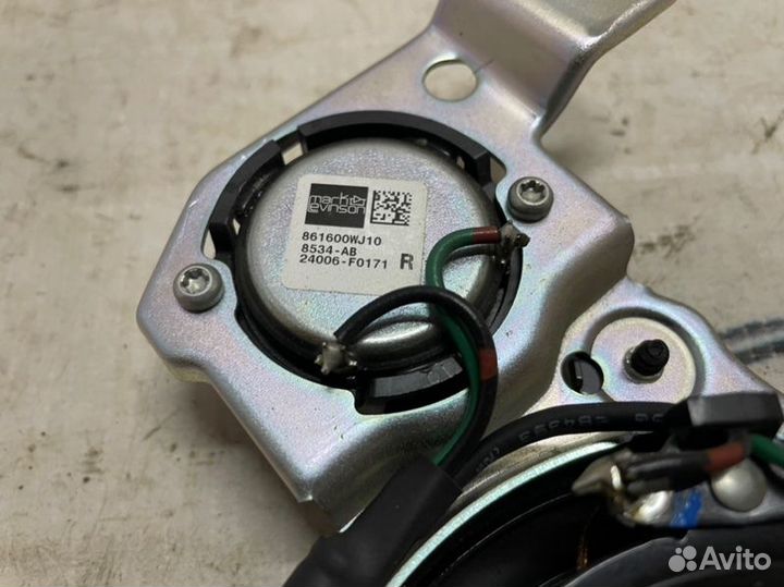 Динамик зад. Lexus LS460