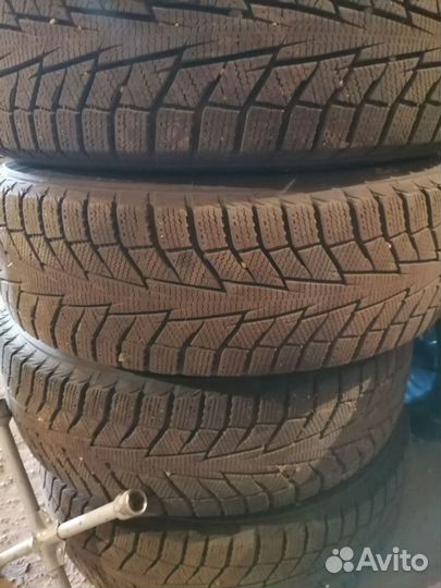 Hankook Winter I'Cept IZ2 175/65 R15 88T