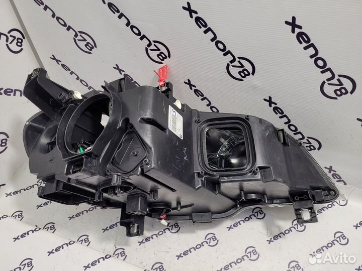 Фара BMW X5 E70 Рестайлинг Левая 2012 г