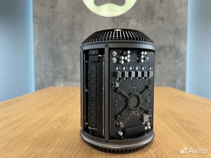 Apple Mac Pro Xeon E5 D500 32gb 512ssd