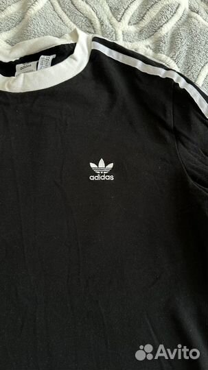 Лонгслив adidas