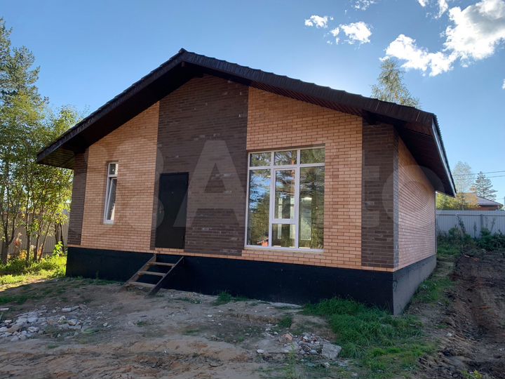 Дом 90 м² на участке 5 сот.