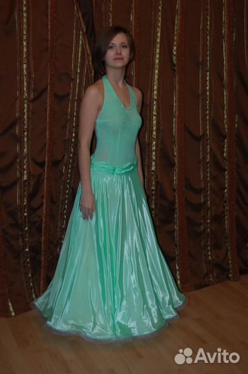 Платье для бальных танцев