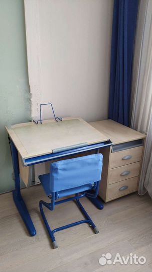 Стол парта со стулом и тумбой