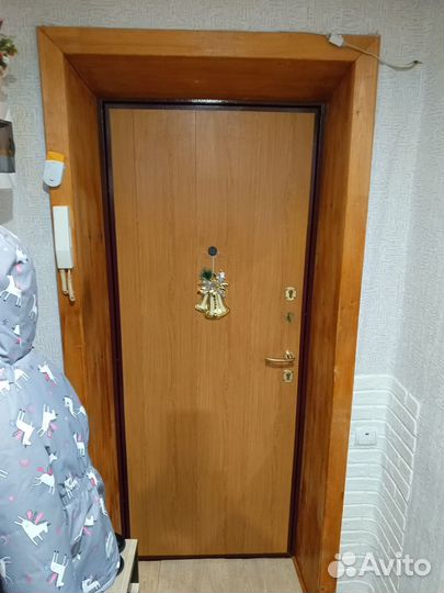 Металлическая дверь бу